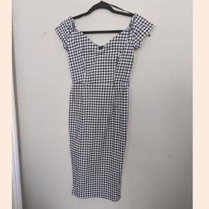 Houndstooth pencil dress